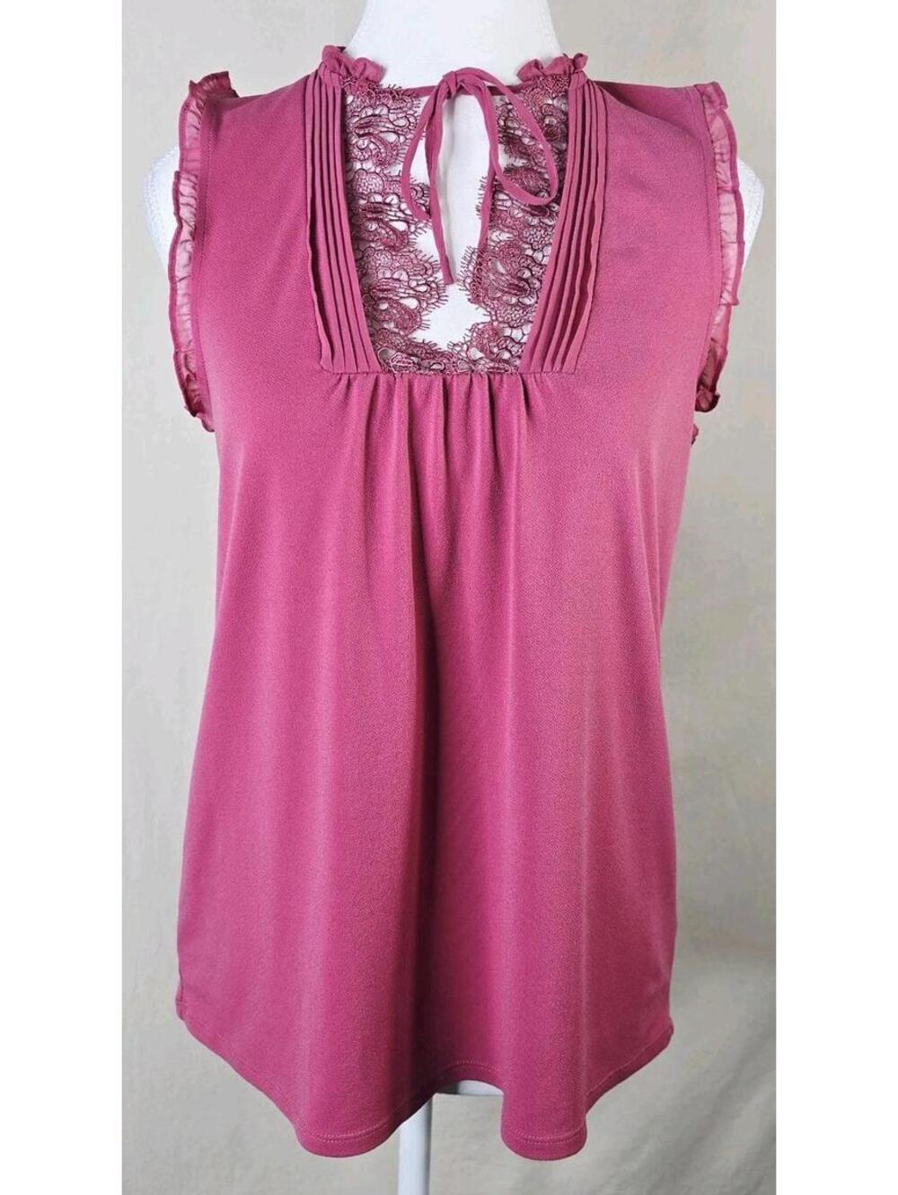 Express Pink Ruffle Sleeveless Blouse Pleated Lace Trim Tie V Neck Women’s S